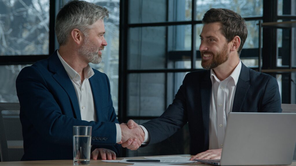Close-up,Unrecognizable,Caucasian,Men,Businessmen,Business,Partners,Employees,Sign,Contract